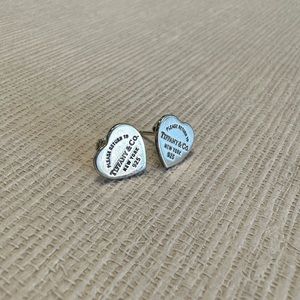Tiffany’s heart tag stud earrings in silver